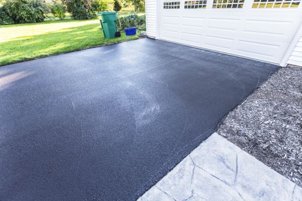Blacktop Driveway Service in Mishawaka
